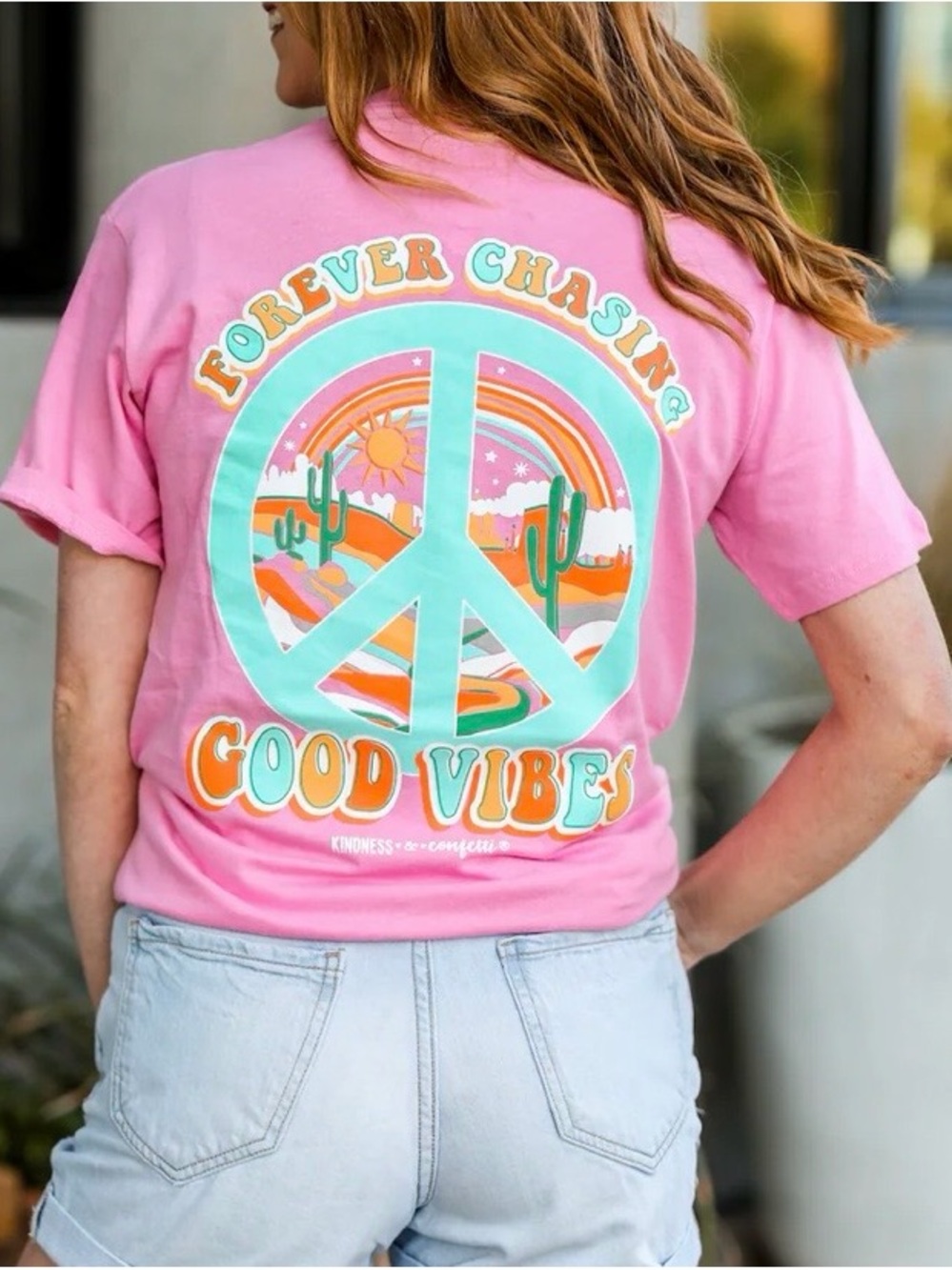 NWT Pink ‘Peace, Love & Adventure’ ‘Forever Chasing Good Vibes’ Short Sleeve - M - Picture 7 of 7